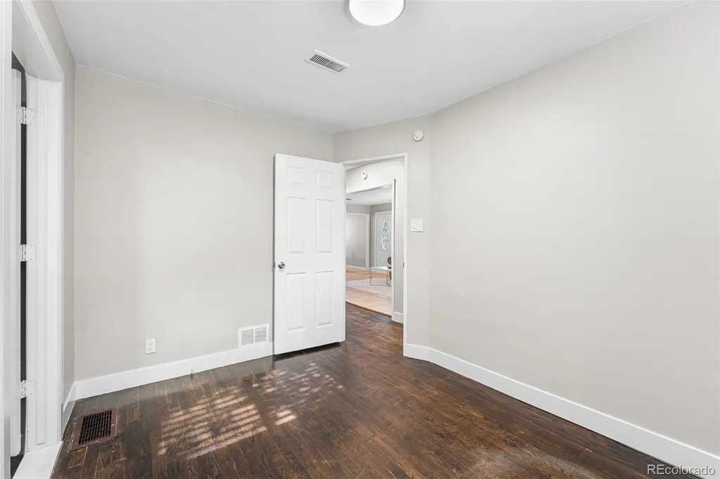5133 W Dakota Avenue Denver CO 80219