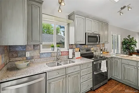2200 S Eldridge Court Lakewood CO 80228
