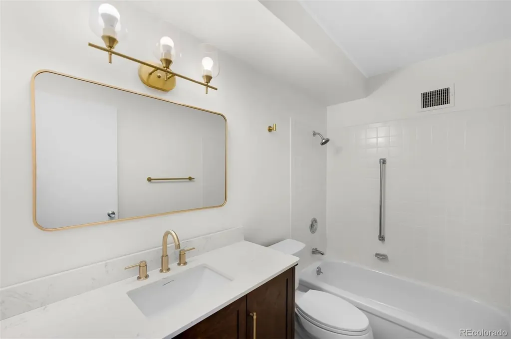 675 S Alton Way Denver CO 80247