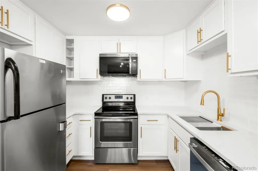 675 S Alton Way Denver CO 80247