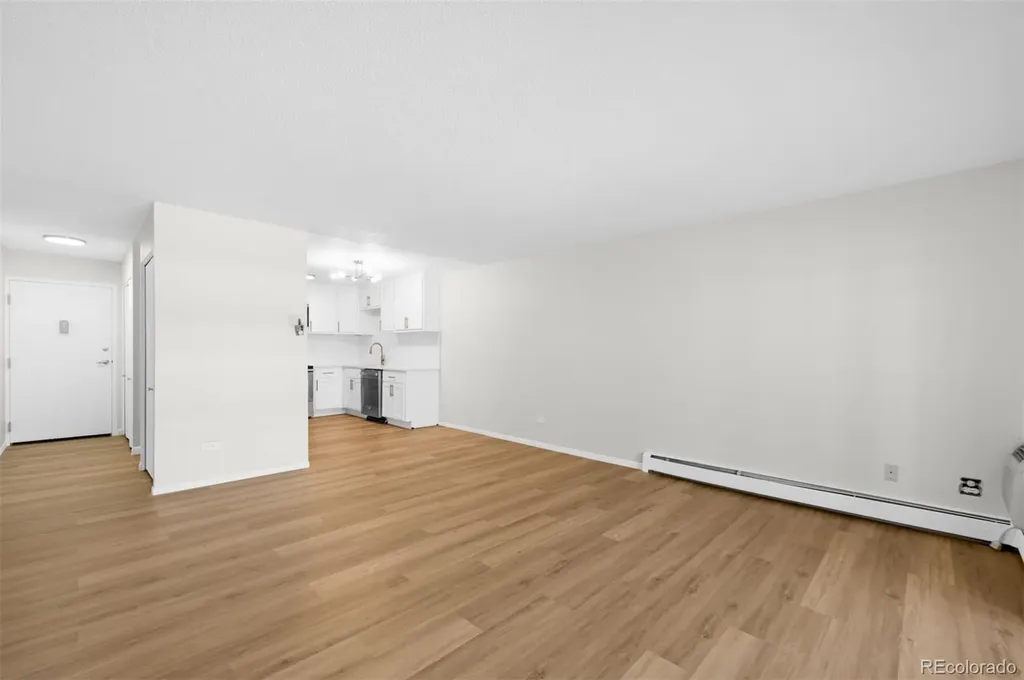 675 S Alton Way Denver CO 80247