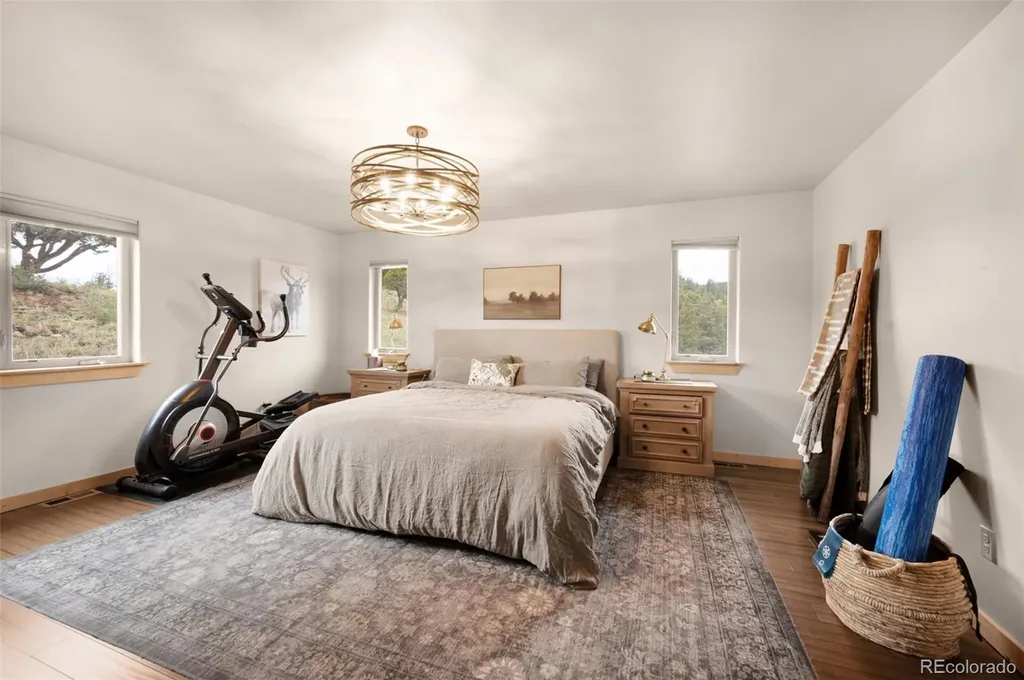 205 Eagleview Circle Florissant CO 80816