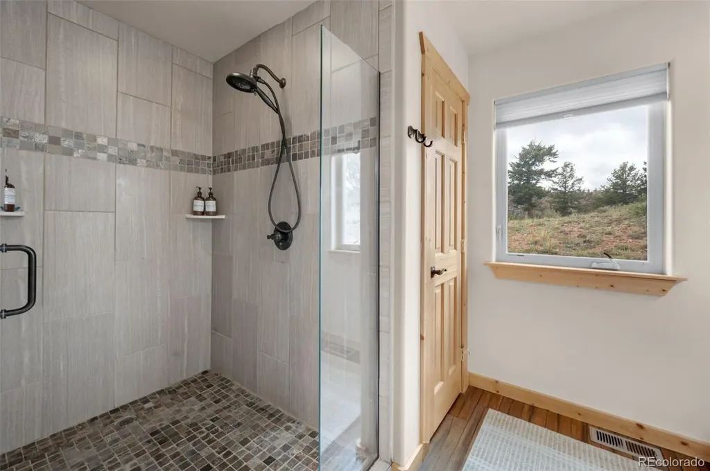 205 Eagleview Circle Florissant CO 80816