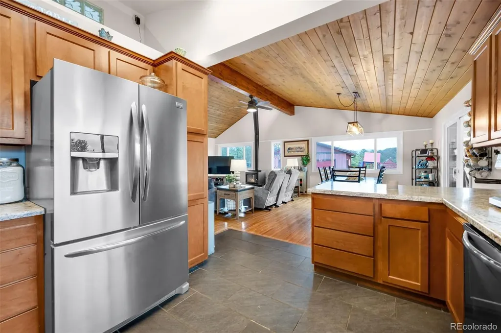 205 Eagleview Circle Florissant CO 80816