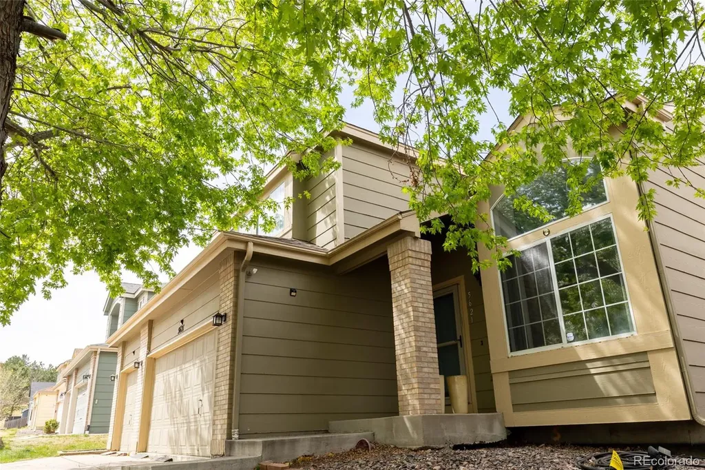 5621 S Ireland Street Centennial CO 80015