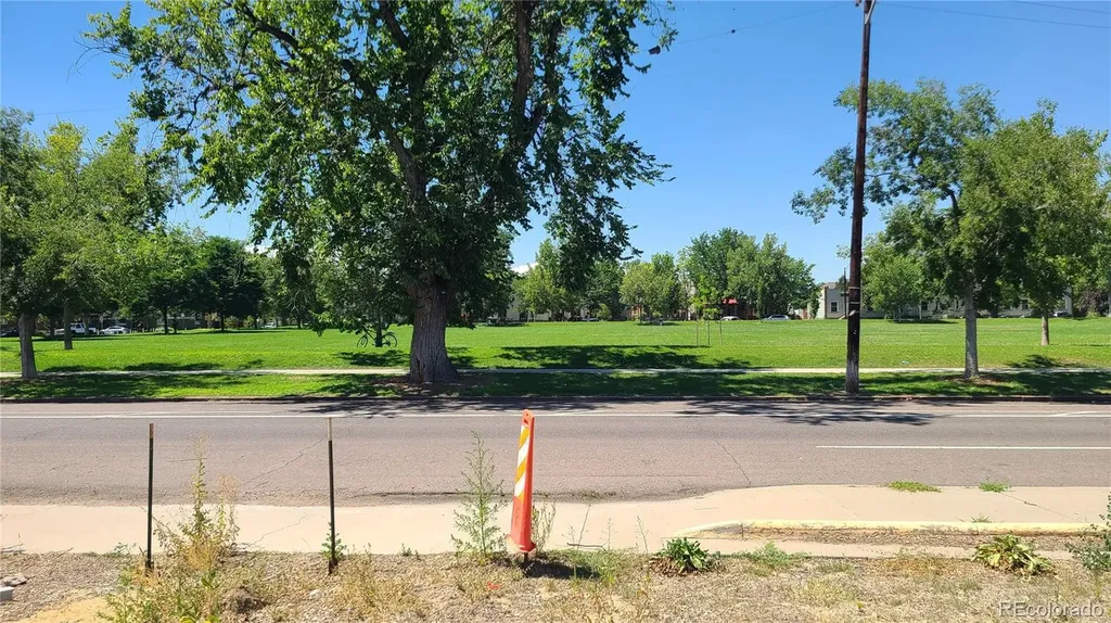 3032 Champa Street Denver CO 80205