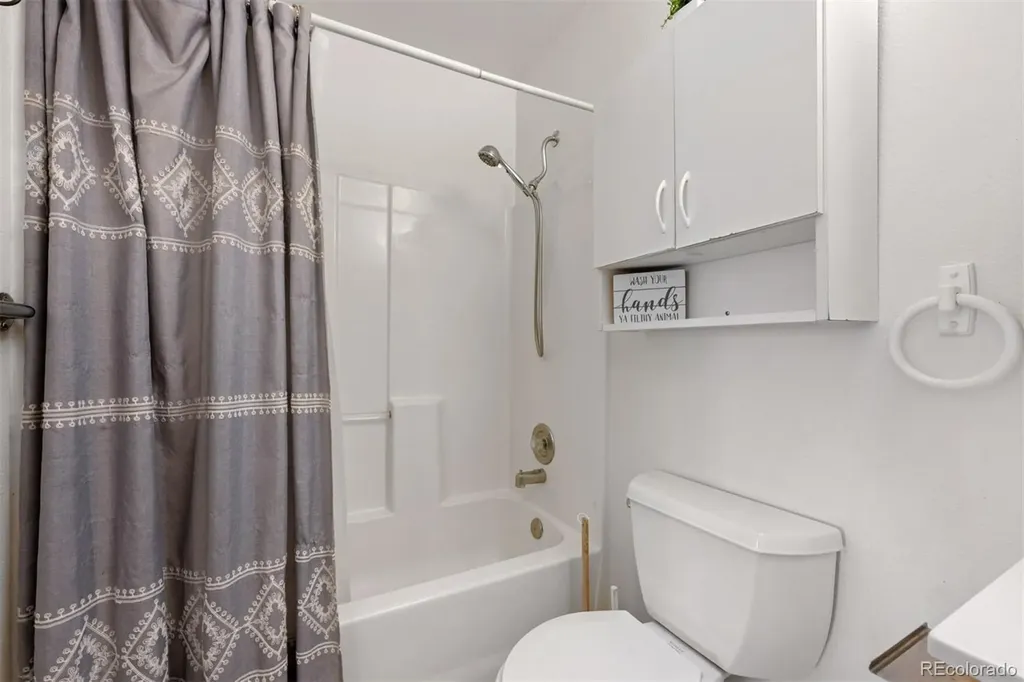 219 W Harmony Drive Pueblo CO 81007