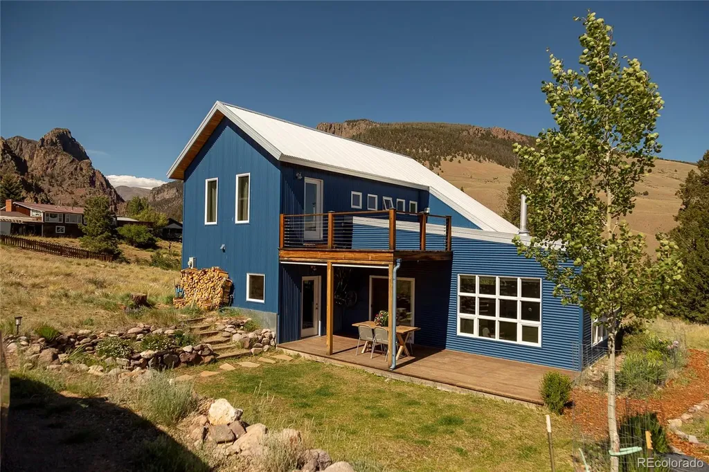 301 Rue La Fong Lane Creede CO 81130