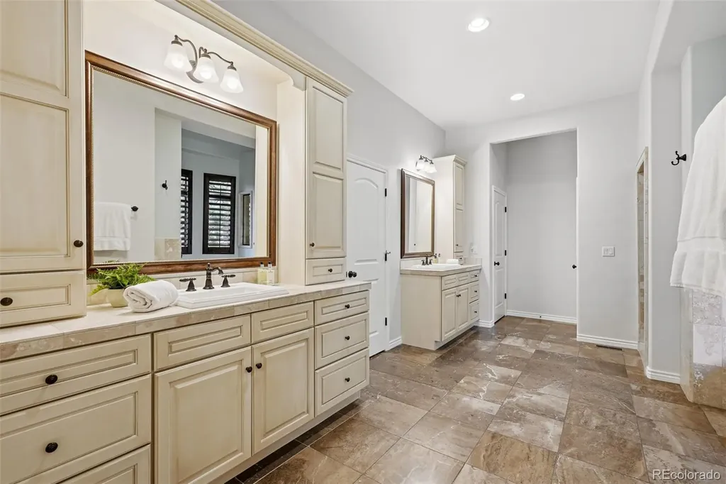 4118 Heatherhill Circle Longmont CO 80503
