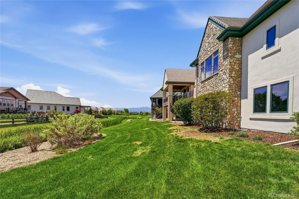 4118 Heatherhill Circle Longmont CO 80503