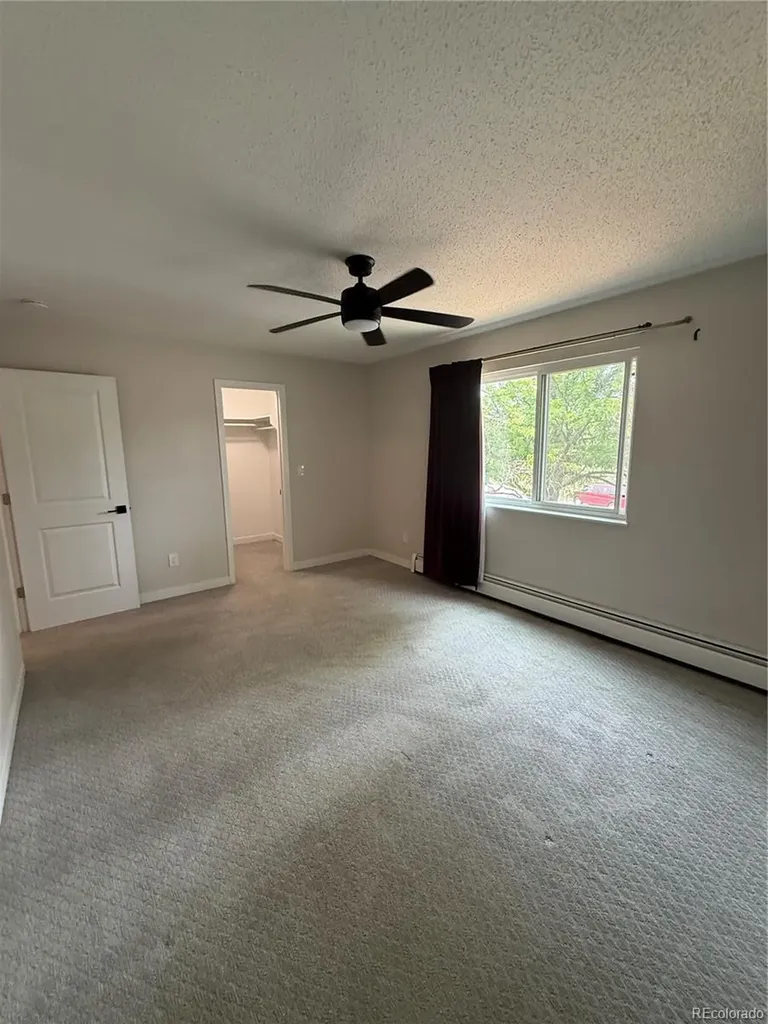 92 Newark Street Aurora CO 80012