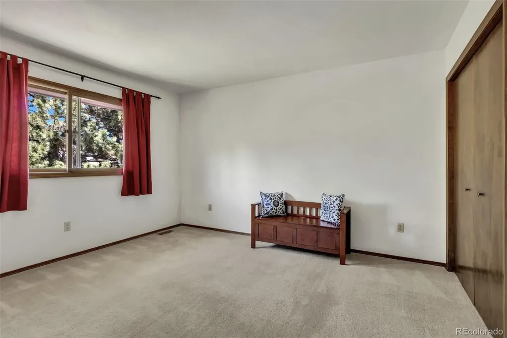 8252 S Krameria Way Centennial CO 80112