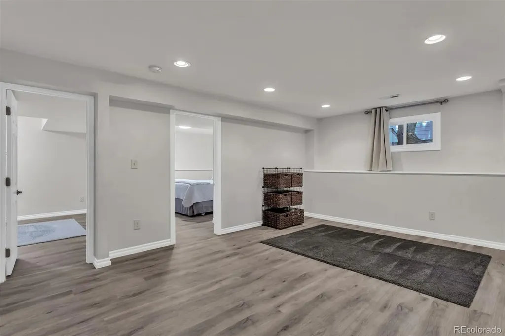 8252 S Krameria Way Centennial CO 80112