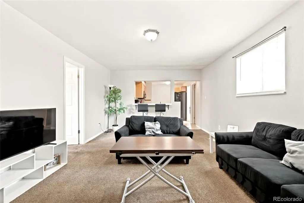 485 Zenobia Street Denver CO 80204