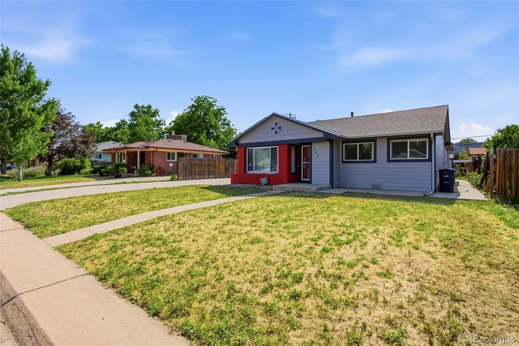 485 Zenobia Street Denver CO 80204