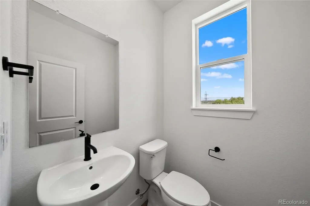 2906 W 56th Avenue Denver CO 80221