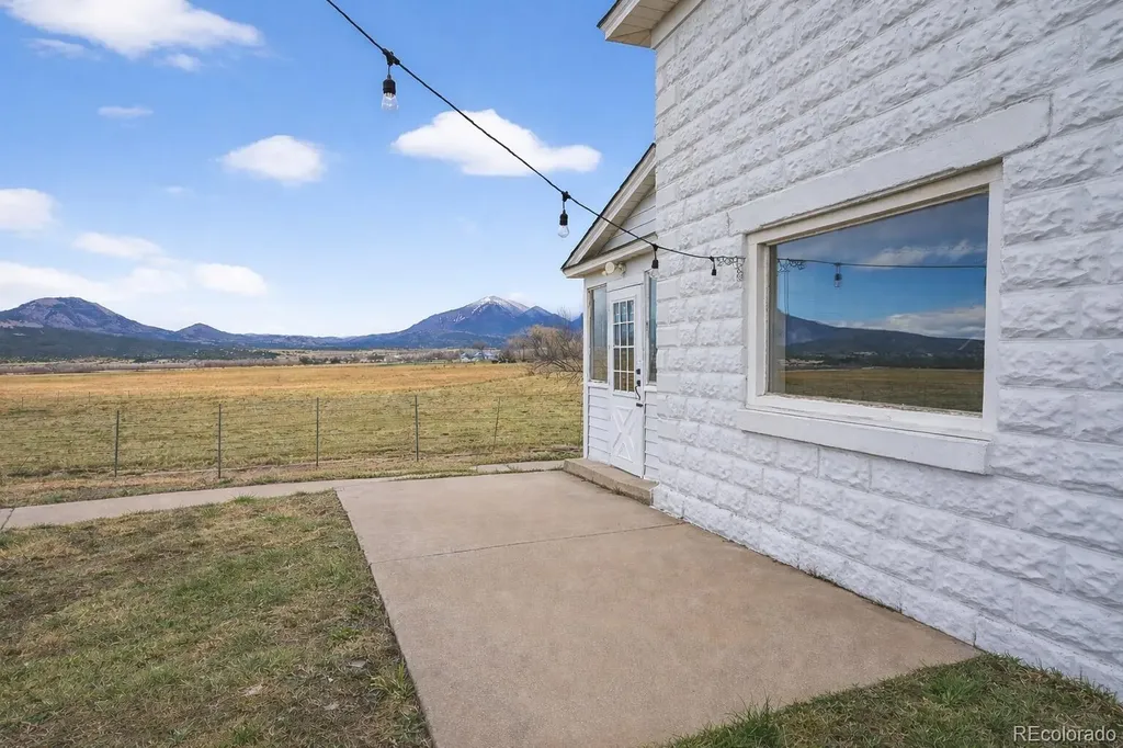 5146 County Road 550 Gardner CO 81040