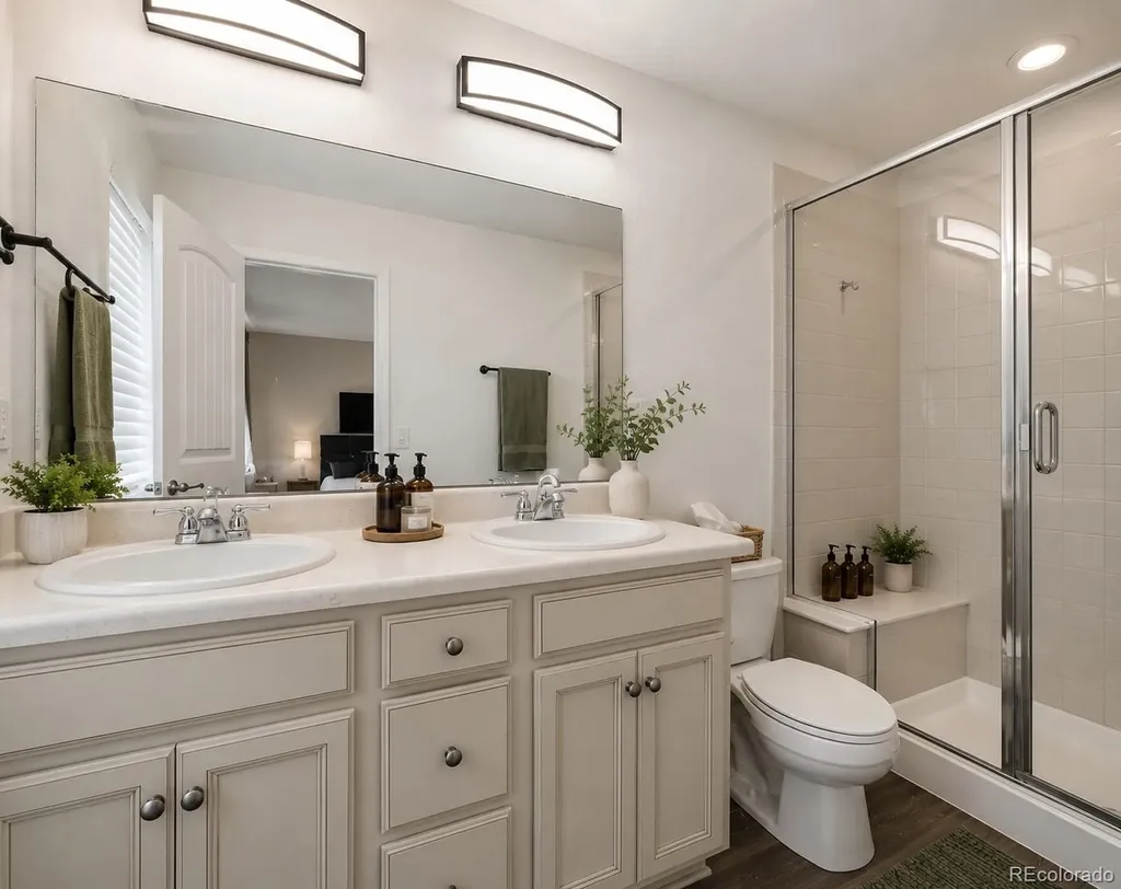 21892 E Quincy Circle Aurora CO 80015
