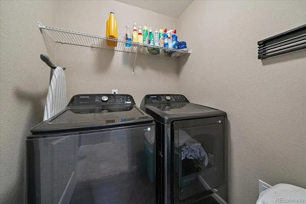 21892 E Quincy Circle Aurora CO 80015