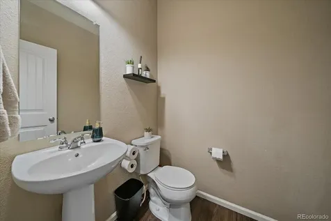 21892 E Quincy Circle Aurora CO 80015