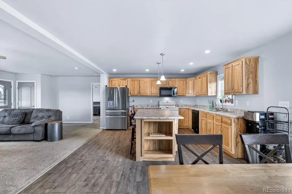 736 Indiana Avenue Limon CO 80828