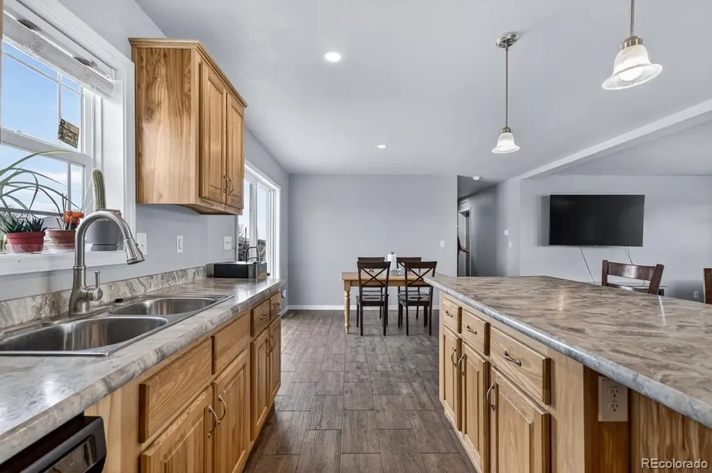 736 Indiana Avenue Limon CO 80828