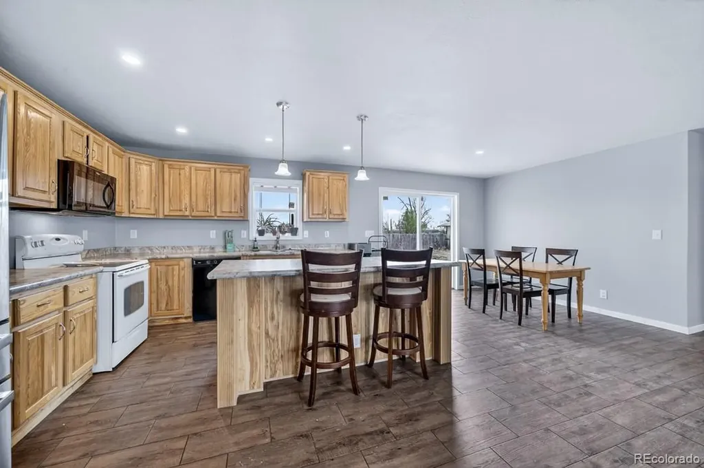 736 Indiana Avenue Limon CO 80828