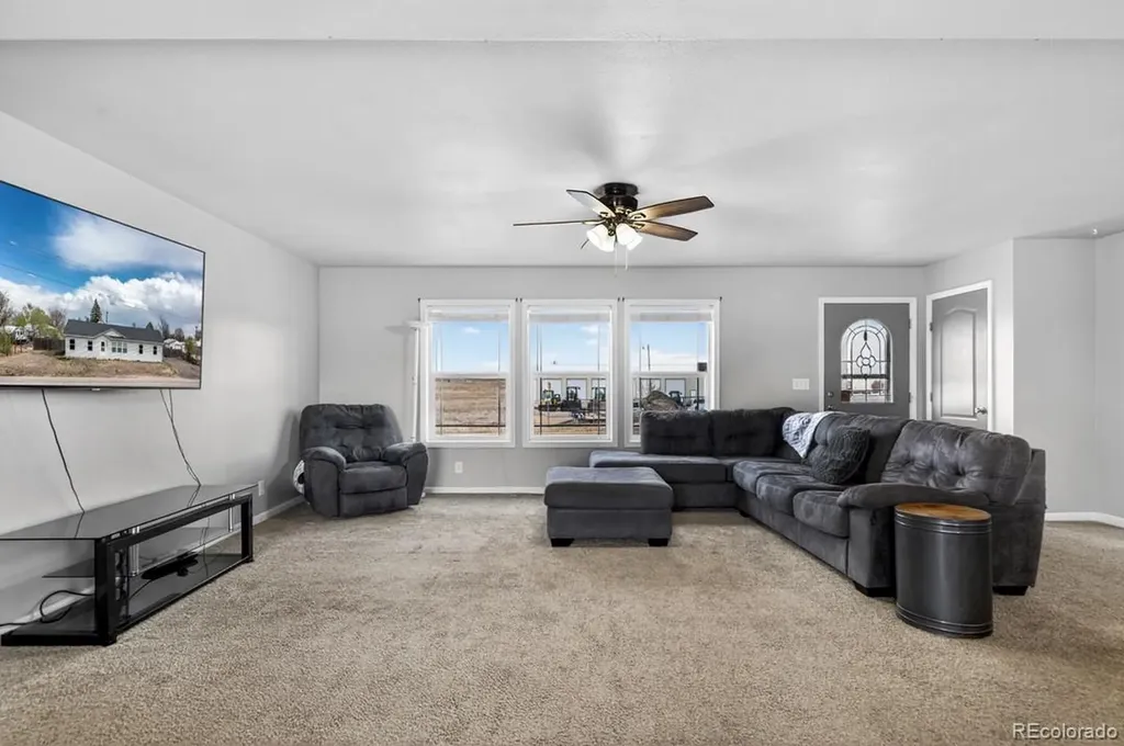 736 Indiana Avenue Limon CO 80828