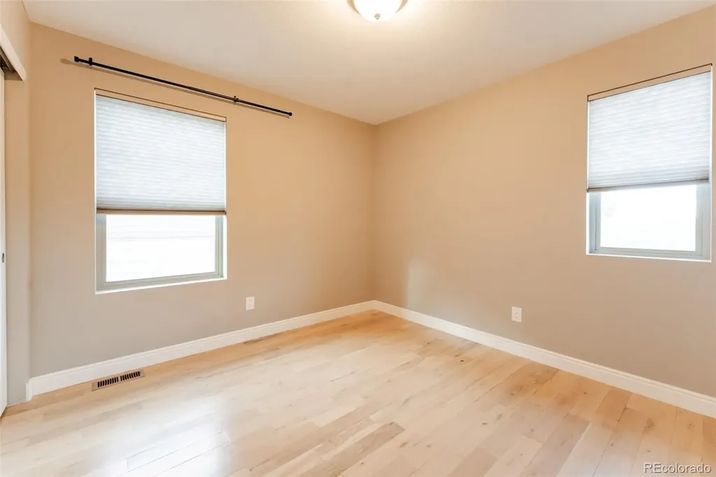 5706 Boston Court Denver CO 80238