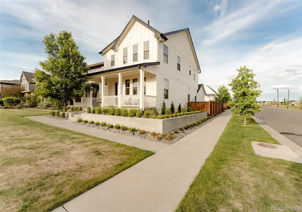 5706 Boston Court Denver CO 80238