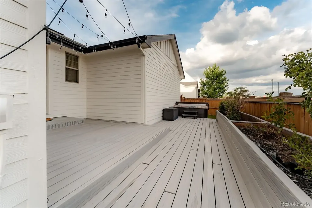 5706 Boston Court Denver CO 80238