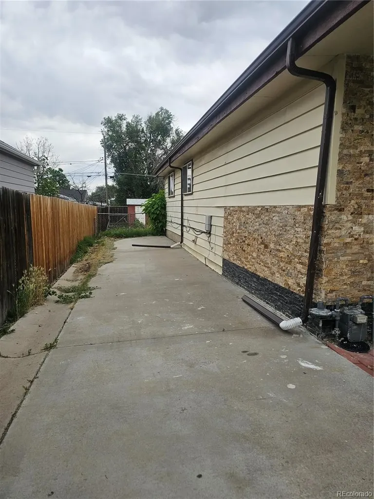 6680 Julian Street Denver CO 80221