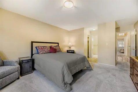 2824 S Heather Gardens Way Aurora CO 80014