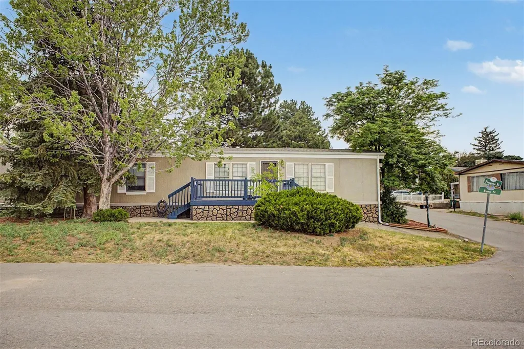 76 Pinecone Street Golden CO 80401