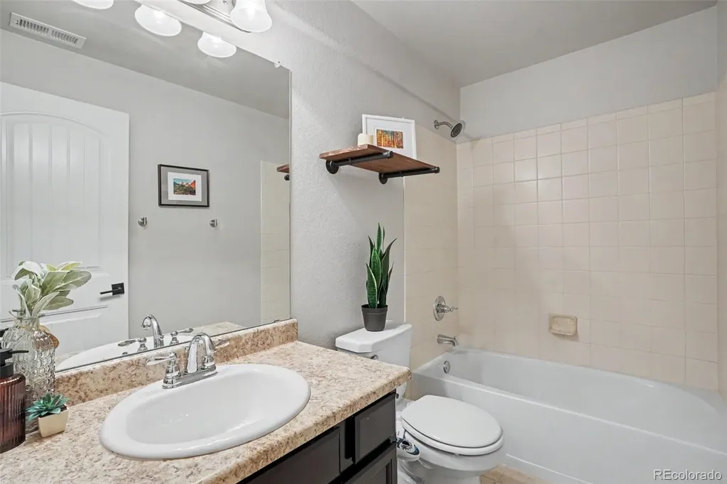 6850 Phantom Way Colorado Springs CO 80925