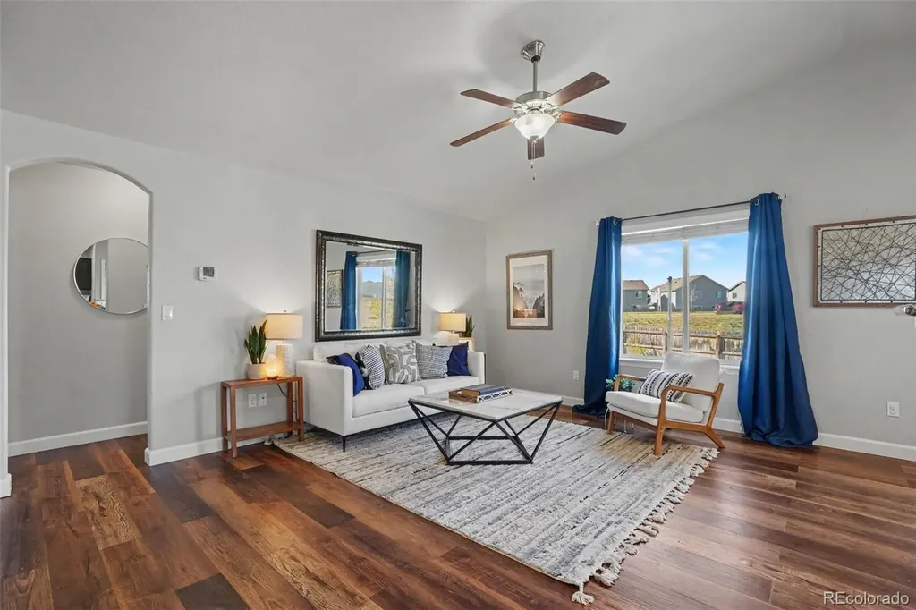 6850 Phantom Way Colorado Springs CO 80925