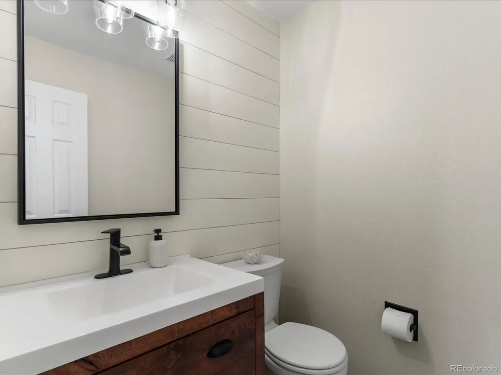 21876 E Berry Place Centennial CO 80015