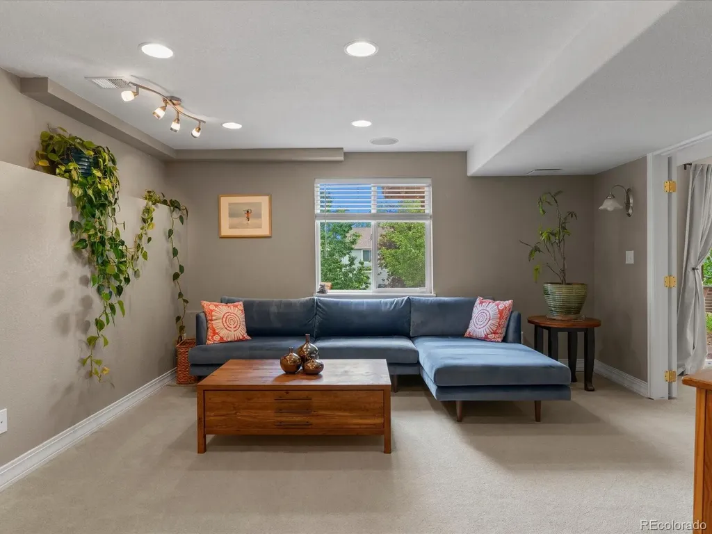 21876 E Berry Place Centennial CO 80015
