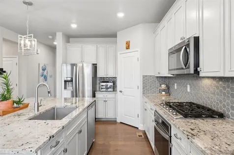 410 Hyde Park Circle Castle Rock CO 80108