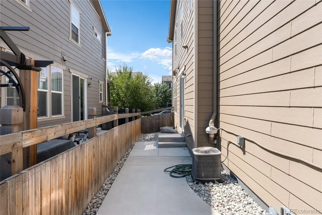 21772 E Quincy Place Aurora CO 80015