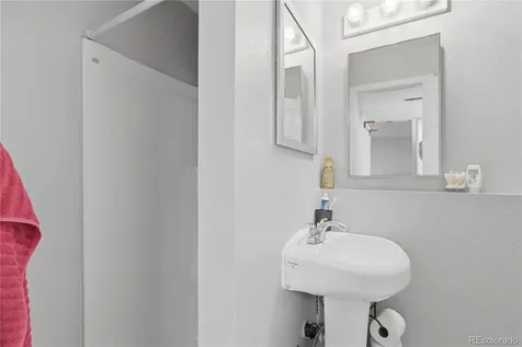 1651 Killarney Street Aurora CO 80011