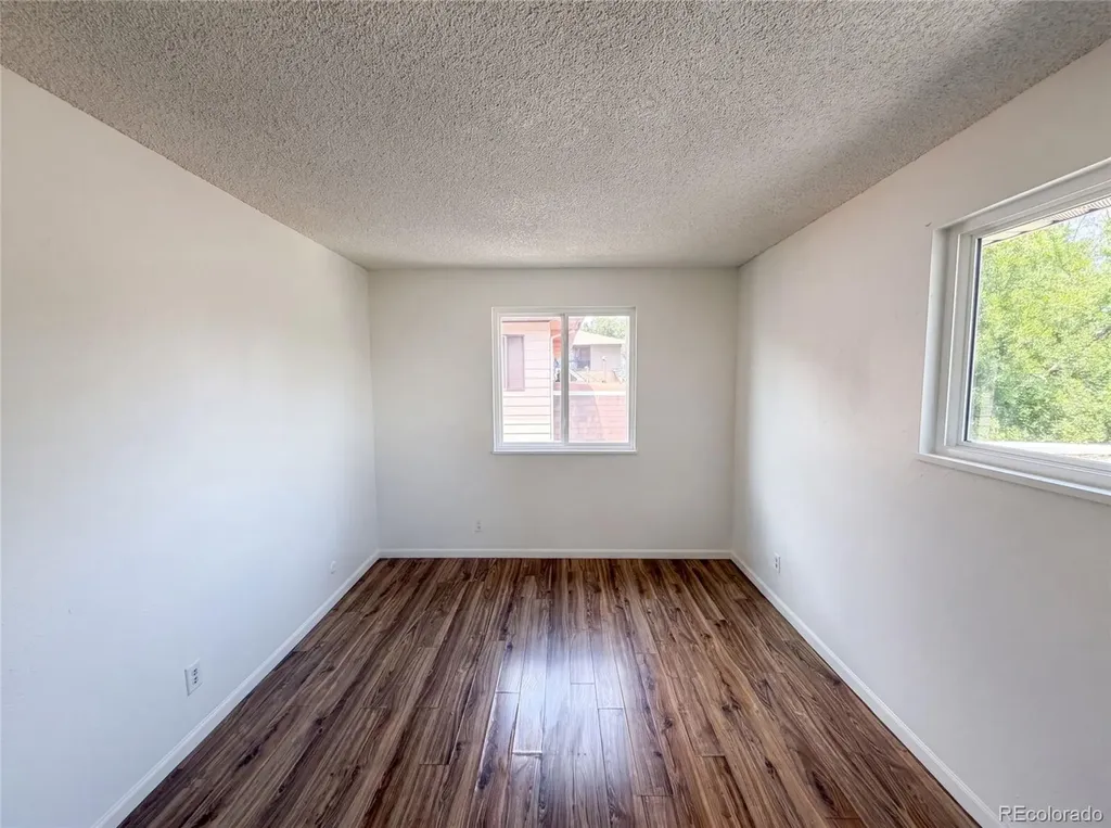 9867 Lane Street Denver CO 80260