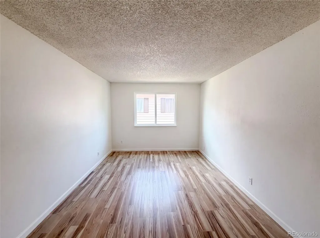 9867 Lane Street Denver CO 80260