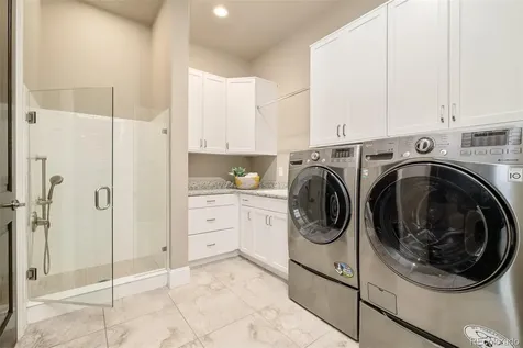7056 E Lake Circle Centennial CO 80111