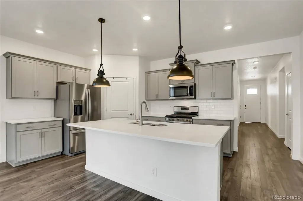 4925 Cattle Cross Trail Castle Rock CO 80104