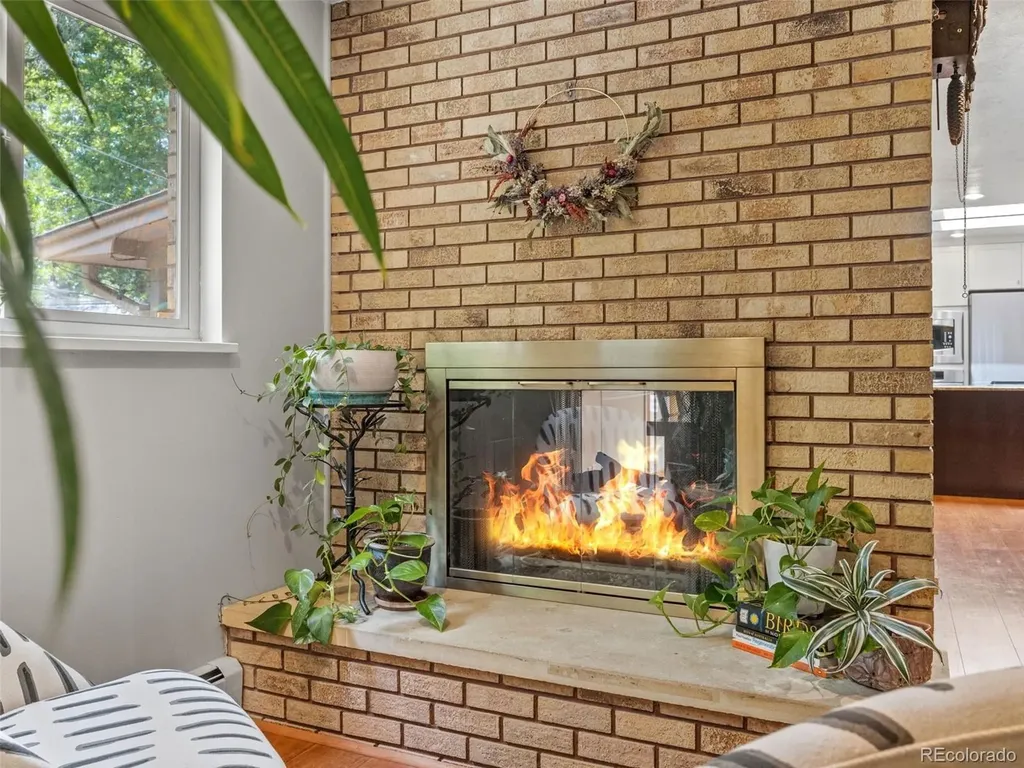 298 E 12th Avenue Broomfield CO 80020