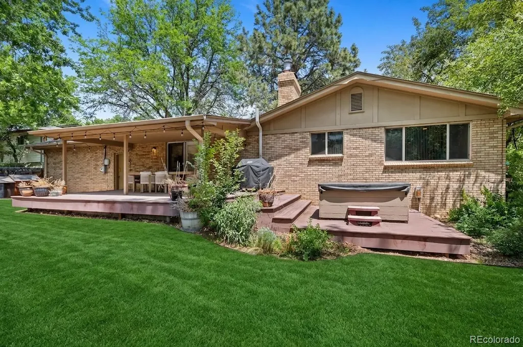 298 E 12th Avenue Broomfield CO 80020