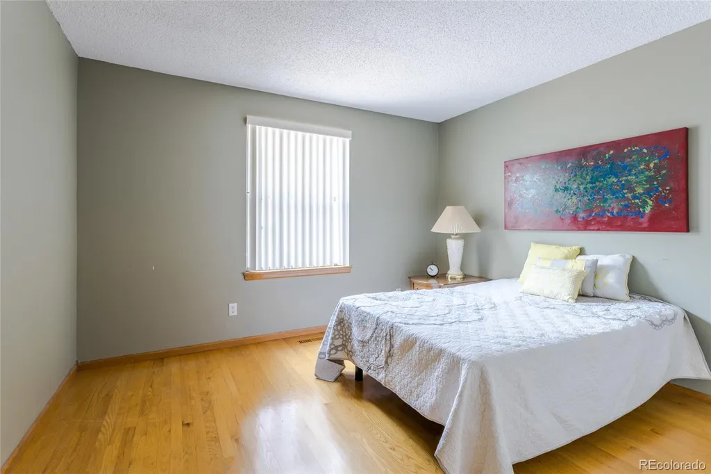 5727 W Asbury Place Denver CO 80227