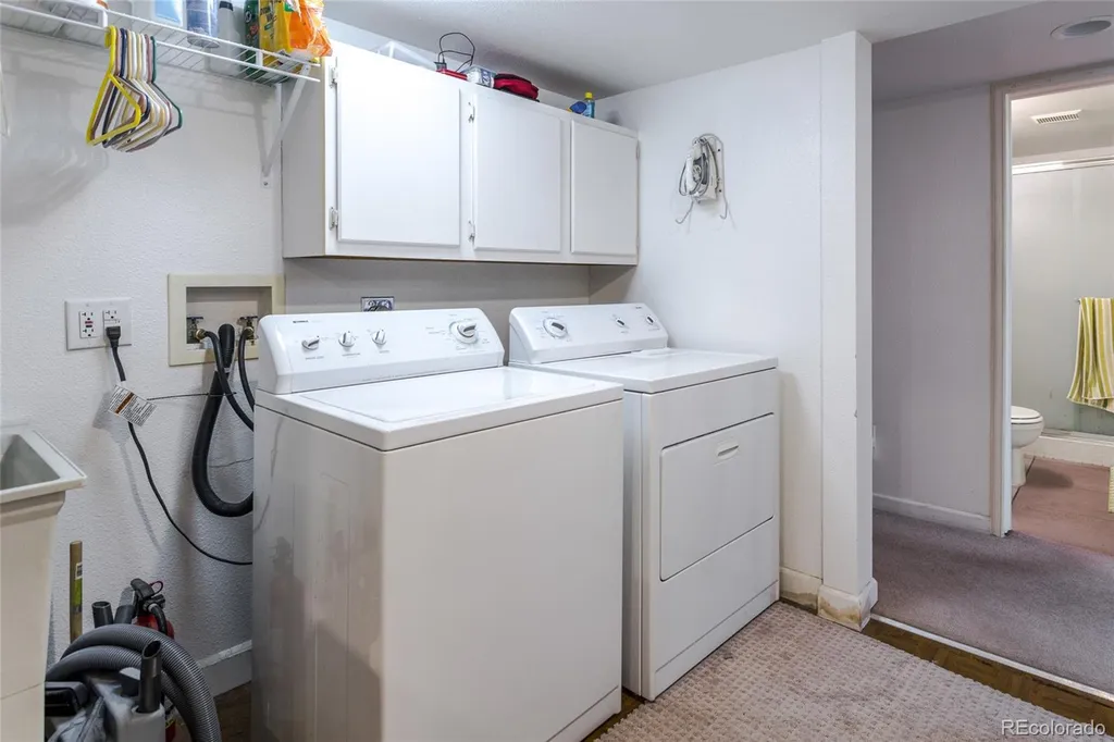 5727 W Asbury Place Denver CO 80227