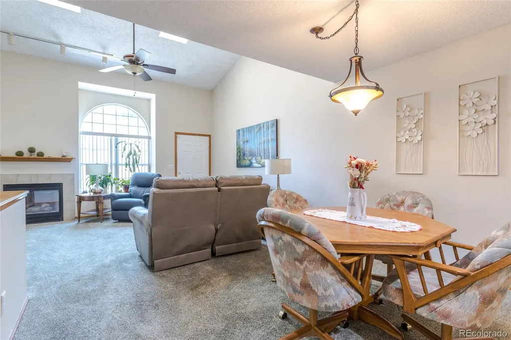 5727 W Asbury Place Denver CO 80227